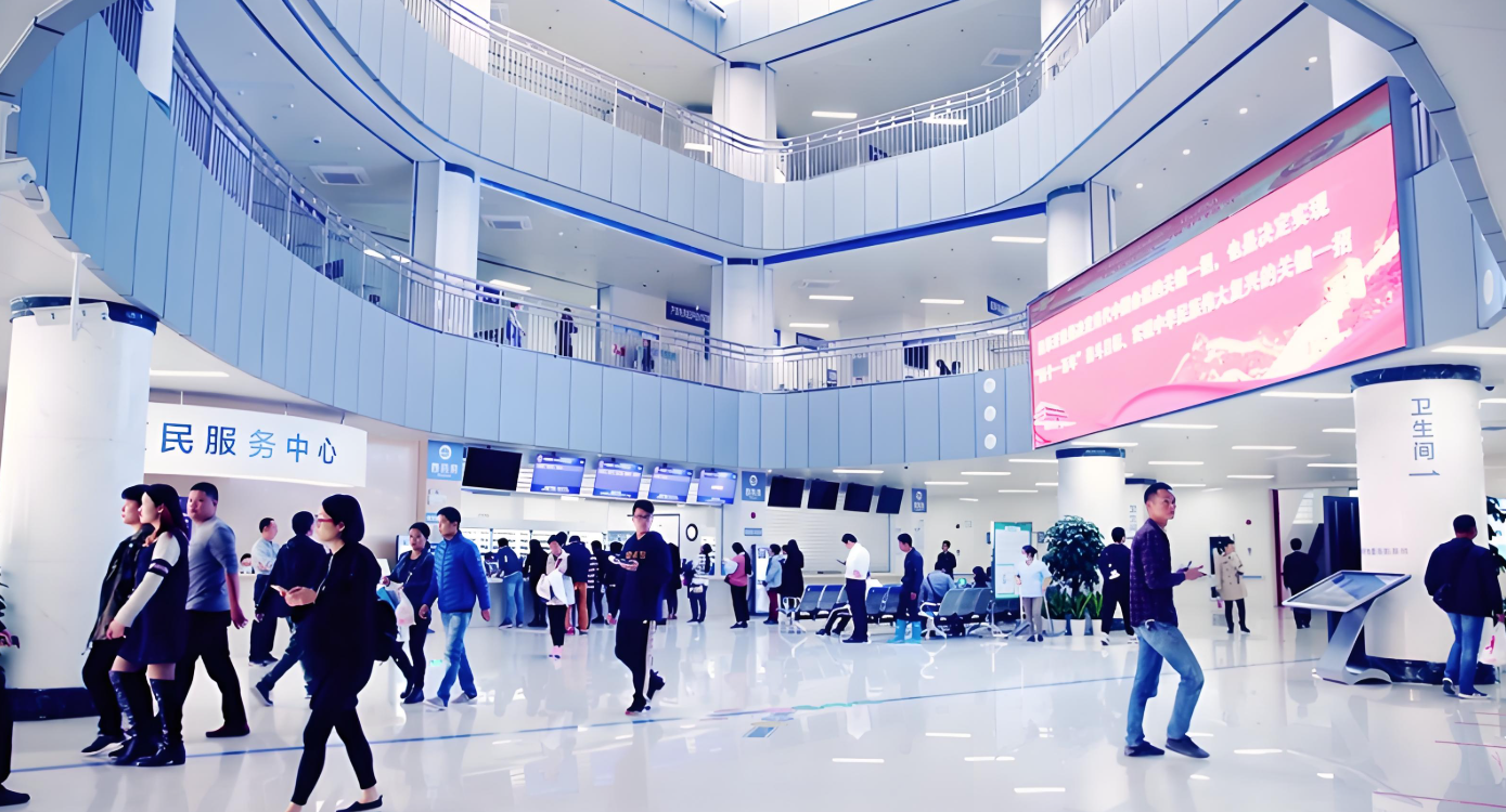 深圳市龙岗区人民医院导诊医疗数字人一体机